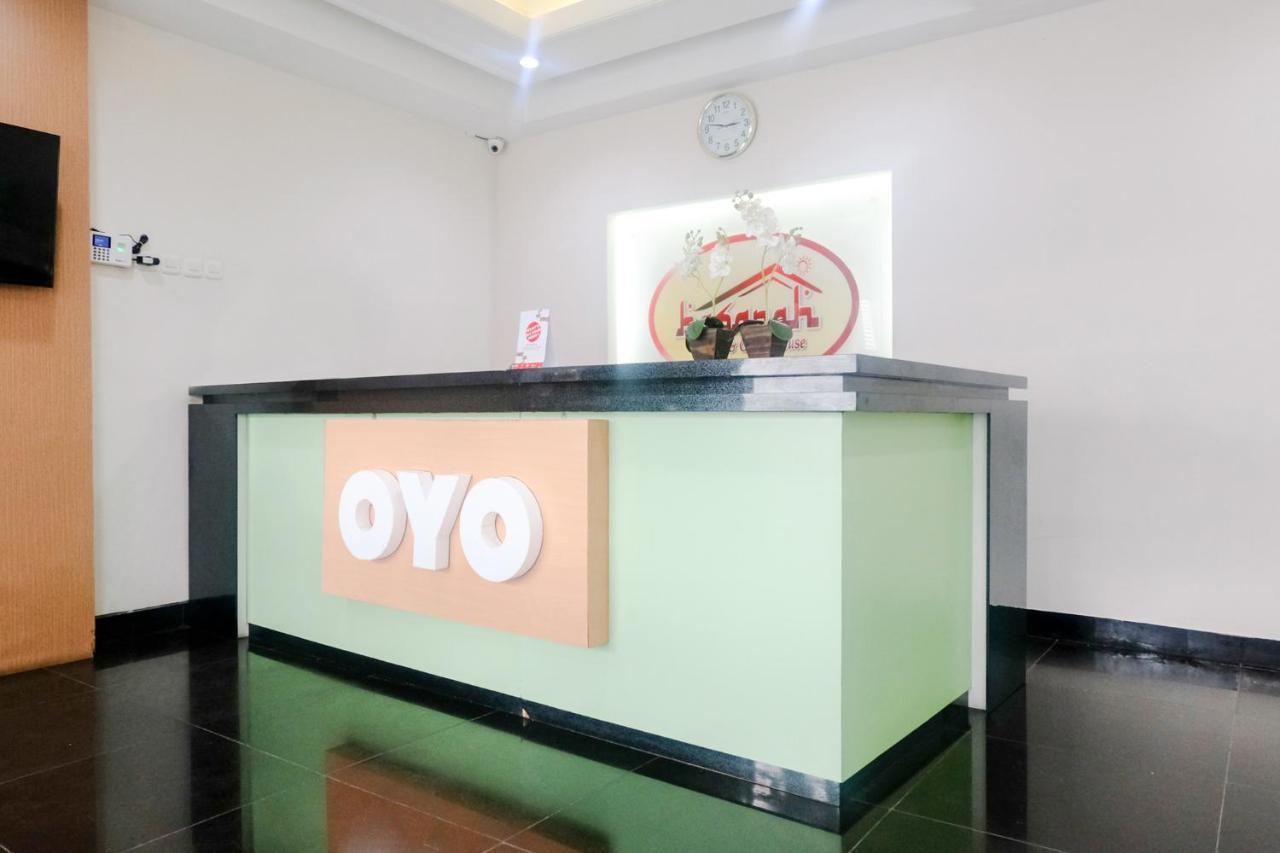 Oyo 696 Hasanah Guest House Syariah De Saphire 말랑 외부 사진