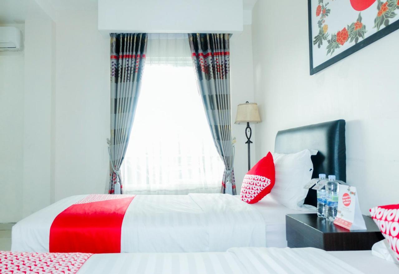 Oyo 696 Hasanah Guest House Syariah De Saphire 말랑 외부 사진